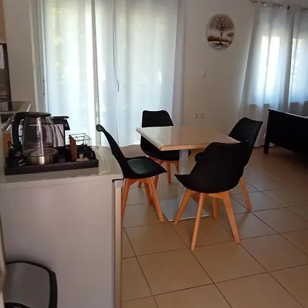 Apartment Marinas View *